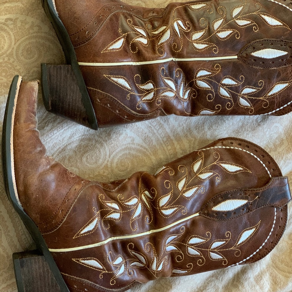 Arias Sedona boots